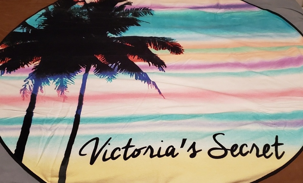 Brand New VS Round Beach Towel